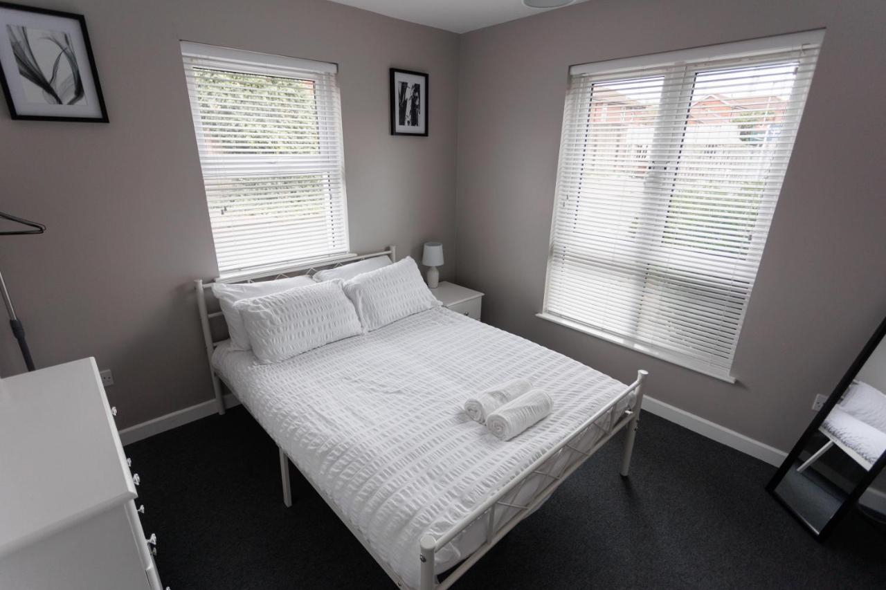 2 Bedroom Ground Floor Apartment Belfast Exterior photo