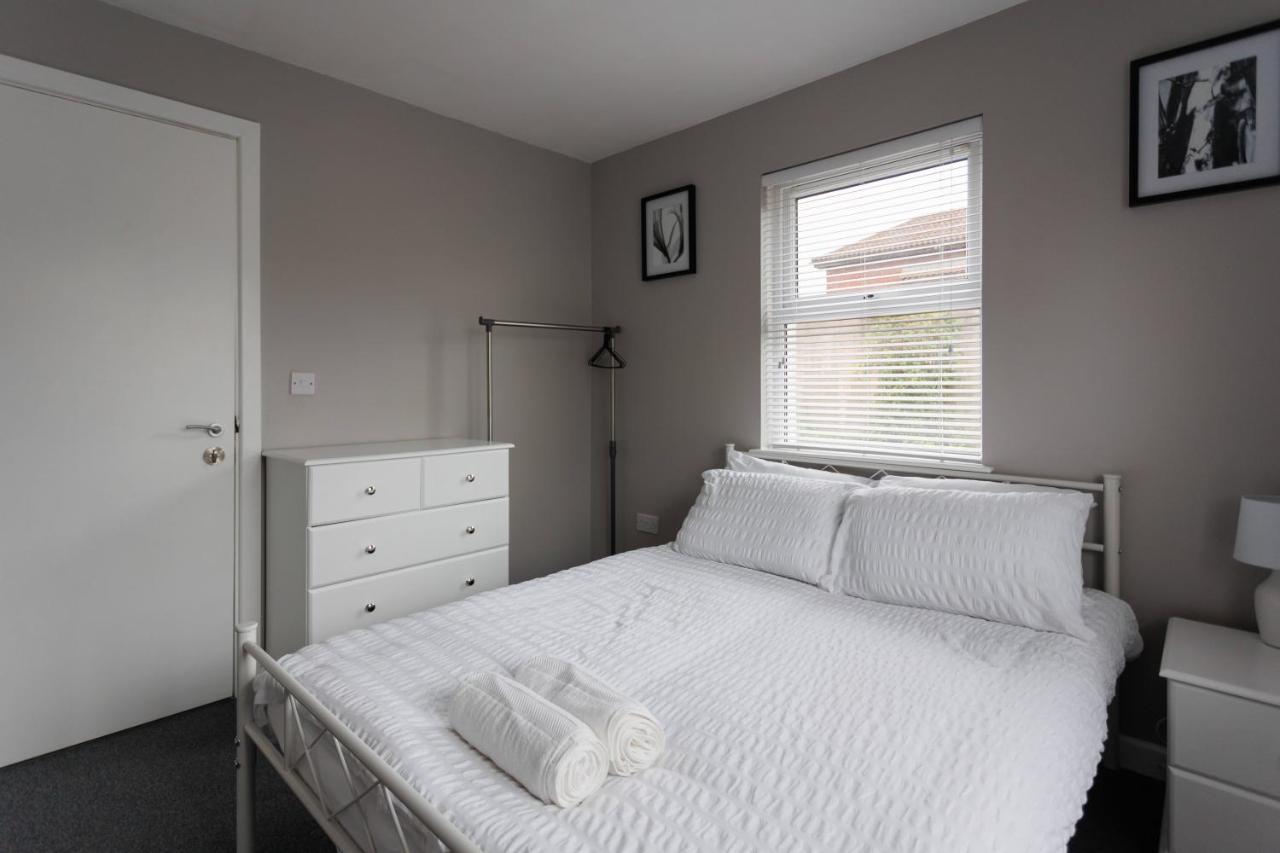 2 Bedroom Ground Floor Apartment Belfast Exterior photo
